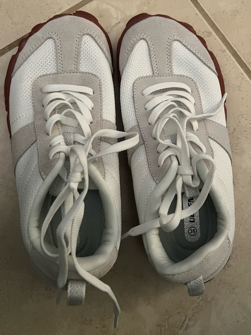 UBFEN Sneakers Barefoot Shoes Unisex size 36/Women's Shoe Size 5.5–6 White Grey